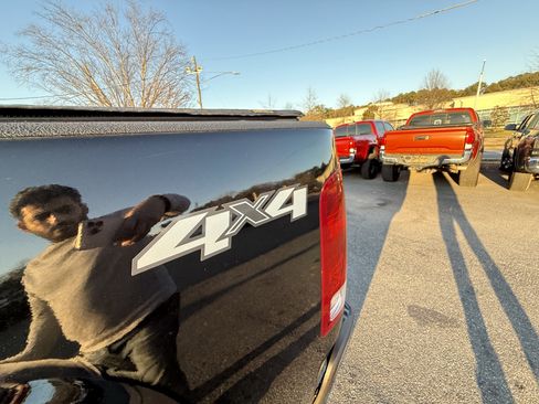 Used 2013 GMC Sierra 1500 SLE w/ Power Tech Package image 45