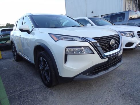 Used 2021 Nissan Rogue SL FWD image 1