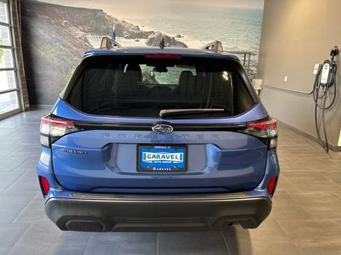 Used 2026 Subaru Forester Premium AWD/4WD image 39