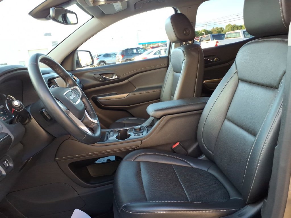 Used 2023 GMC Acadia SLT AWD/4WD image 14