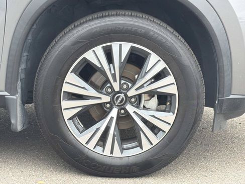 Used 2023 Nissan Rogue SV FWD image 24
