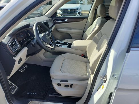 New 2026 Volkswagen Atlas SEL Premium R-Line image 15