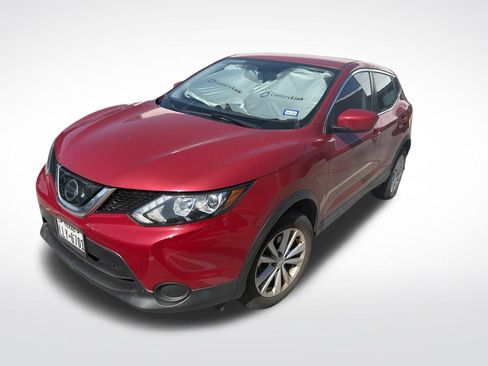 Used 2018 Nissan Rogue Sport S w/ S Appearance Package FWD image 1