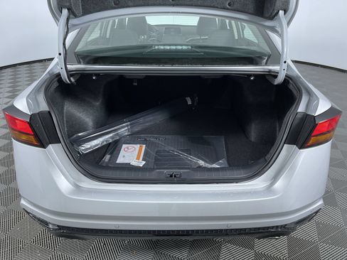 Certified 2025 Nissan Altima 2.5 SR AWD/4WD image 23