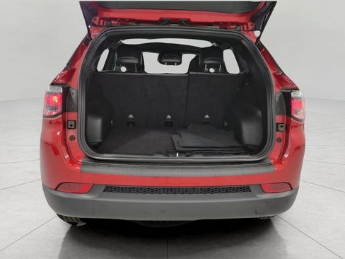 Used 2025 Jeep Compass Limited AWD/4WD image 42