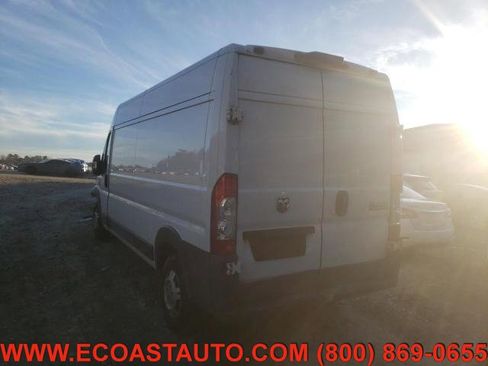 Used 2016 RAM ProMaster 2500 w/ Premium Appearance Group image 4