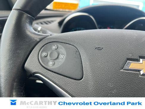 Used 2016 Chevrolet Impala LT w/ Convenience Package image 13