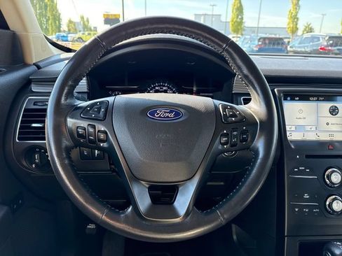Used 2018 Ford Flex SEL w/ Equipment Group 202A FWD image 19