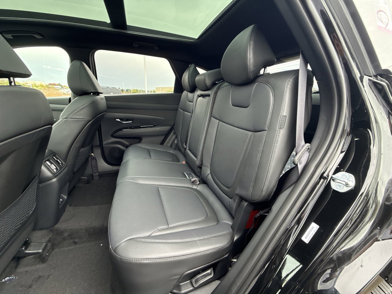 New 2026 Hyundai Tucson Limited AWD/4WD image 25