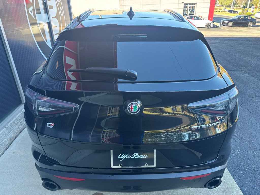 New 2026 Alfa Romeo Stelvio Sprint AWD/4WD image 7