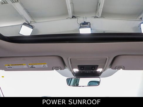 Used 2024 Honda Pilot Touring image 21