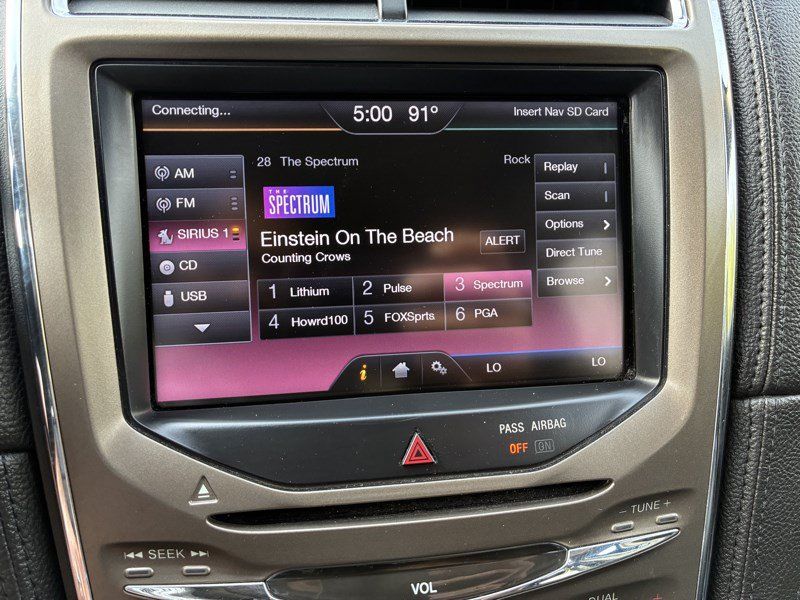 Used 2015 Lincoln MKX AWD w/ Equipment Group 102A image 13