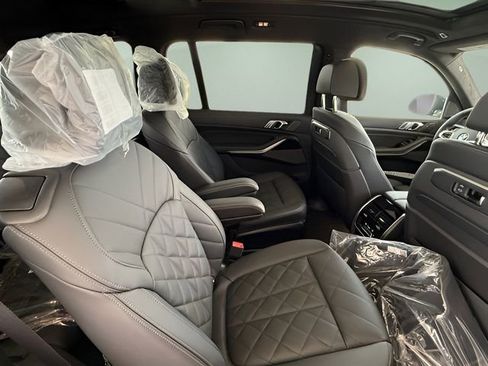 Certified 2026 BMW X7 xDrive40i w/ M Sport Package image 42