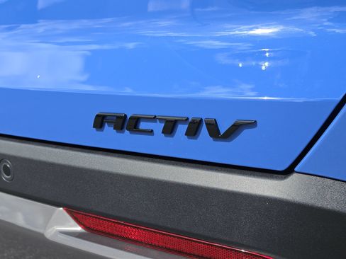 New 2027 Chevrolet Equinox ACTIV w/ Convenience Package III FWD image 17