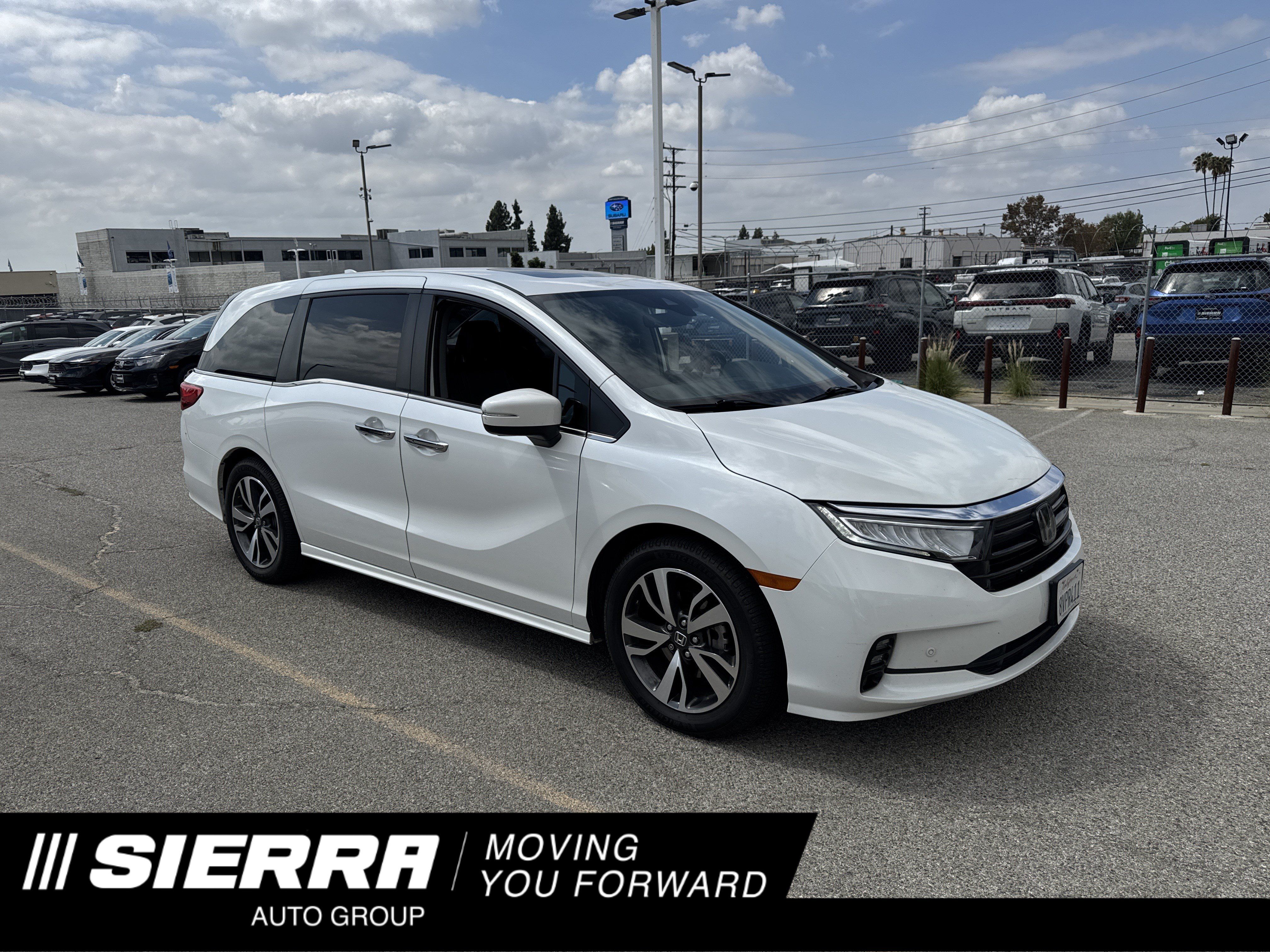 Used 2021 Honda Odyssey Touring image 1