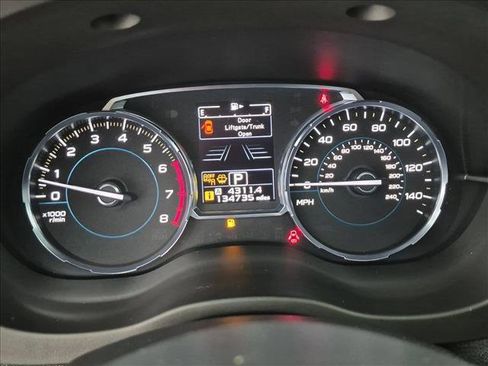 Used 2017 Subaru Forester 2.5i Premium AWD/4WD image 11