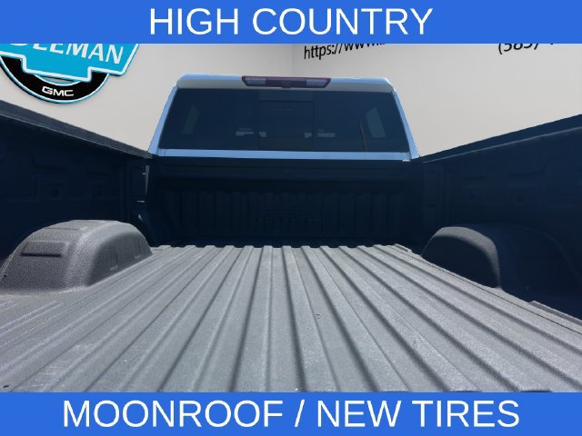 Used 2022 Chevrolet Silverado 3500 High Country w/ Safety Package II AWD/4WD image 21