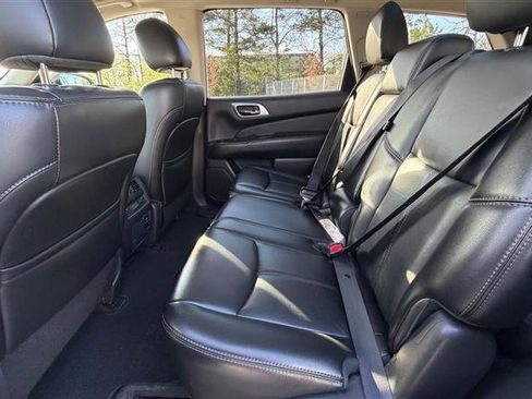 Used 2015 Nissan Pathfinder SL w/ SL Premium Package image 15