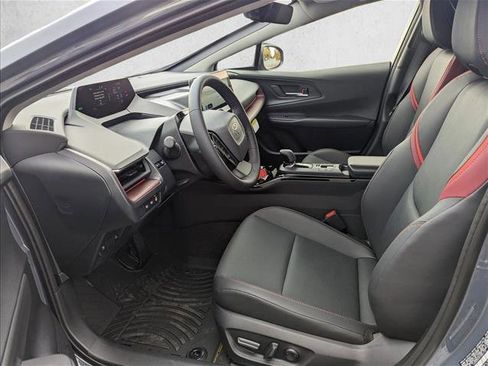 New 2026 Toyota Prius Plug-In Hybrid image 4