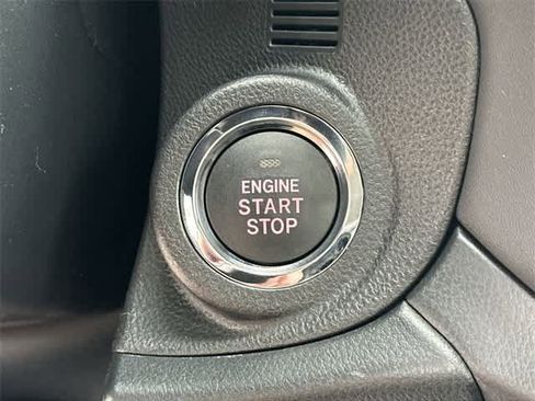 Certified 2025 Subaru Legacy Limited image 10