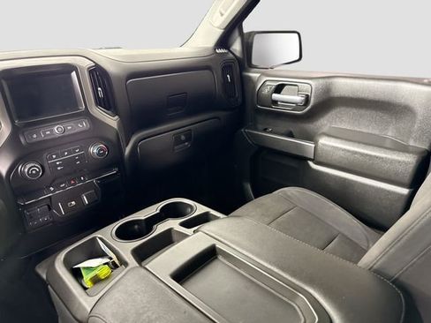 Used 2019 Chevrolet Silverado 1500 Custom Trail Boss w/ Custom Convenience Package AWD/4WD image 21