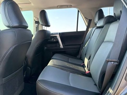 Used 2021 Toyota 4Runner SR5 Premium w/ Moonroof Package AWD/4WD image 10