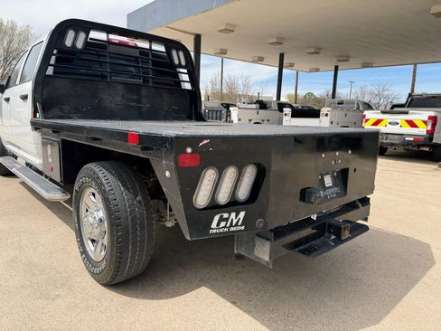 Used 2024 RAM 2500 Tradesman w/ Chrome Appearance Group image 14