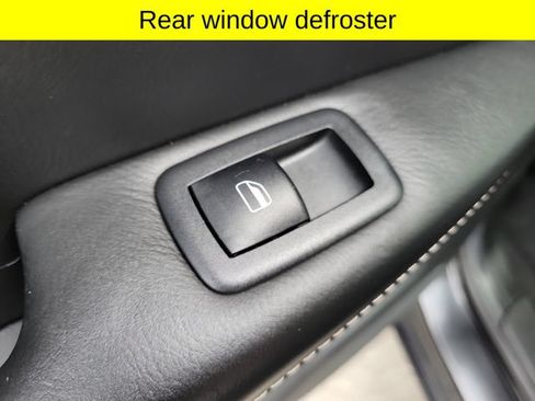 Used 2014 Jeep Grand Cherokee Overland w/ Advanced Technology Group AWD/4WD image 18