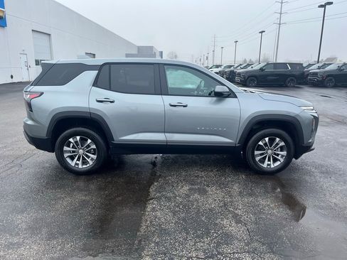 New 2026 Chevrolet Equinox LT image 8