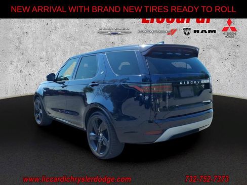 Used 2023 Land Rover Discovery Metropolitan Edition AWD/4WD image 4