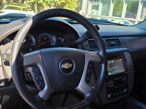 Used 2014 Chevrolet Silverado 2500 LTZ w/ LTZ Plus Package image 12