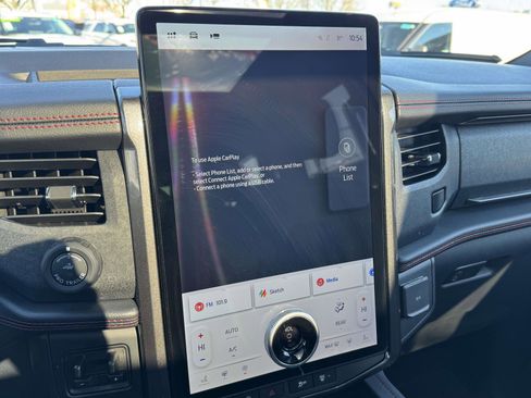 Used 2024 Ford Expedition Max Limited image 24