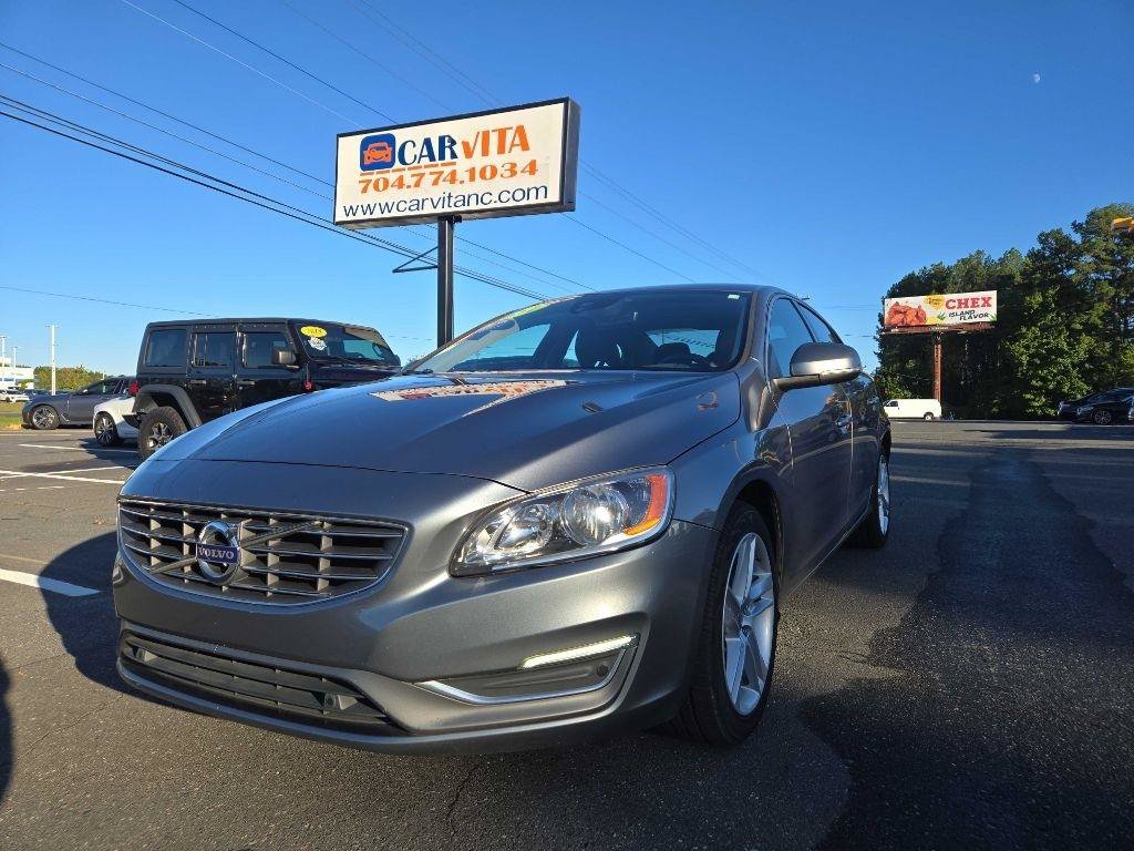 Used 2017 Volvo S60 T5 Inscription FWD image 1