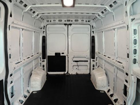 Used 2023 RAM ProMaster 2500 FWD image 23