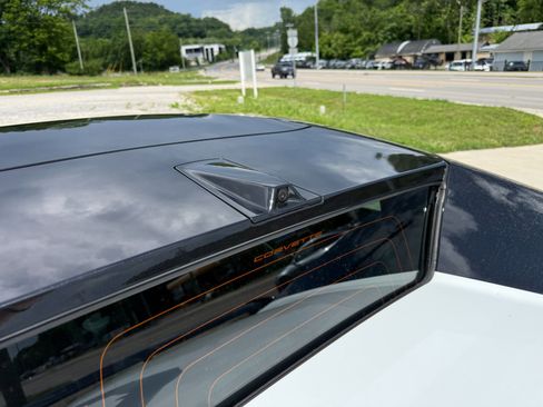 Used 2025 Chevrolet Corvette Stingray Preferred Conv w/ Z51 Performance Package RWD image 20