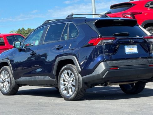 Used 2021 Toyota RAV4 XLE Premium w/ Carpet Mat Package (TMS) image 7