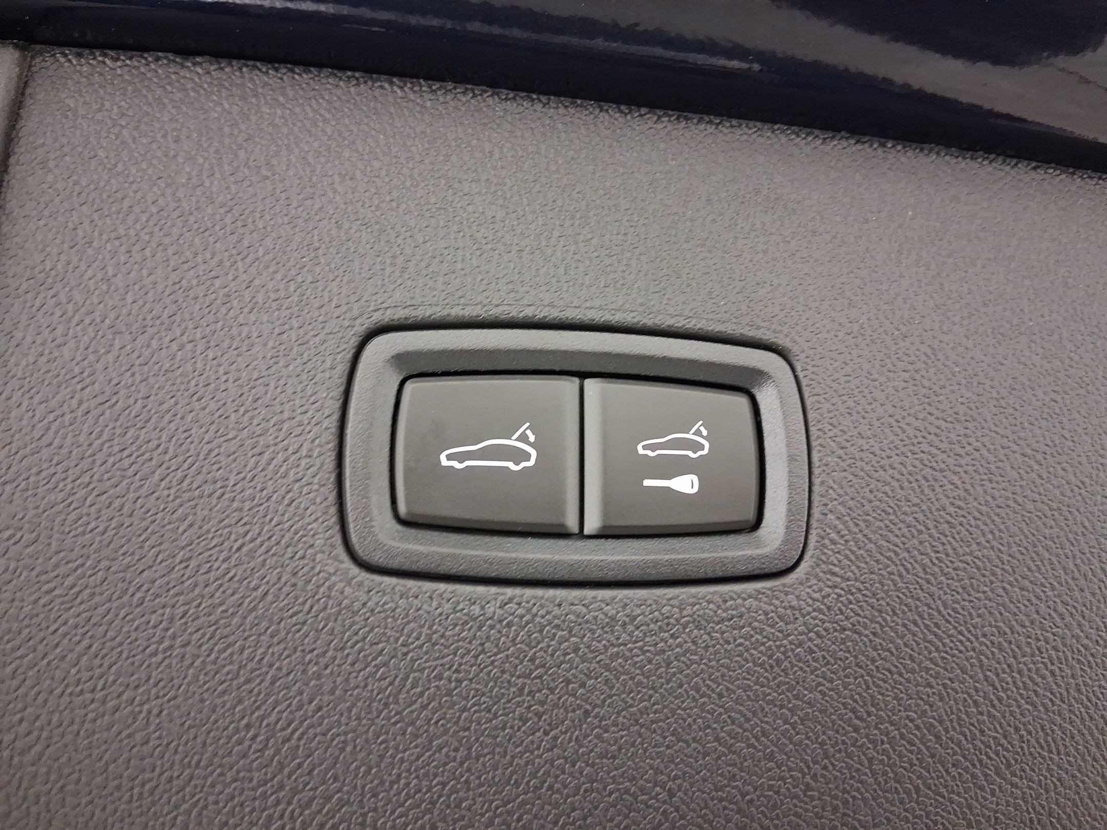 Used 2026 Porsche Cayenne Coupe AWD/4WD image 33
