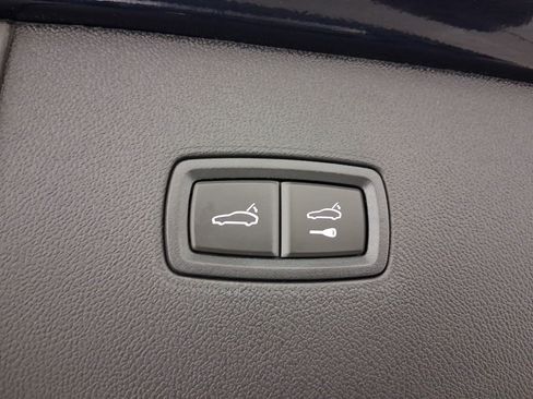 Used 2026 Porsche Cayenne Coupe AWD/4WD image 33