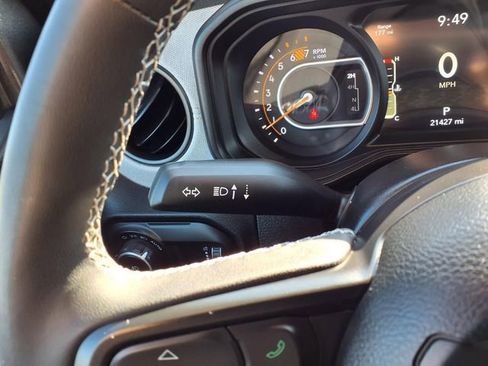 Used 2025 Jeep Wrangler Sport S image 70