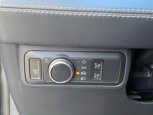 Used 2021 Ford Mustang Mach-E Premium image 36