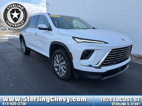 Used 2025 Buick Enclave Preferred image 7