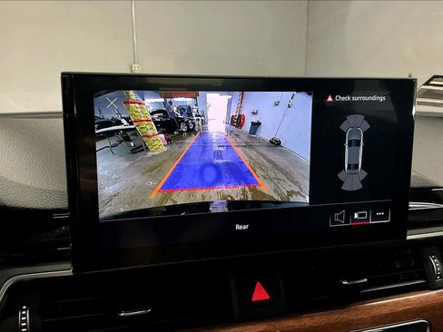 Used 2023 Audi A4 2.0T Premium w/ Convenience Package image 23