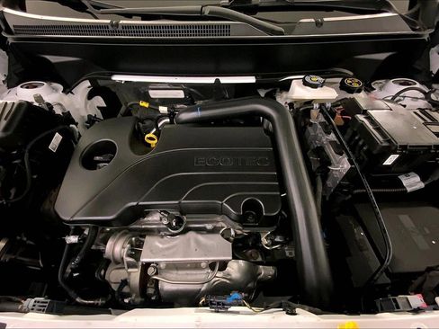 Used 2024 Chevrolet Equinox LT image 10