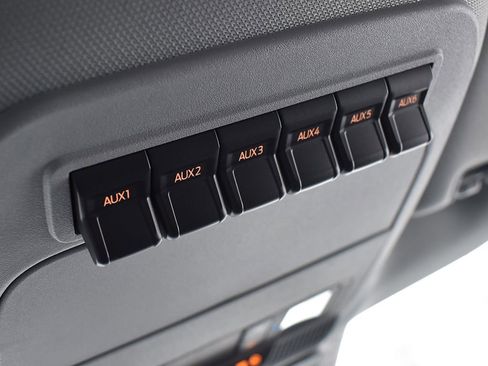 New 2026 Ford F250 XLT w/ FX4 Off-Road Package image 24