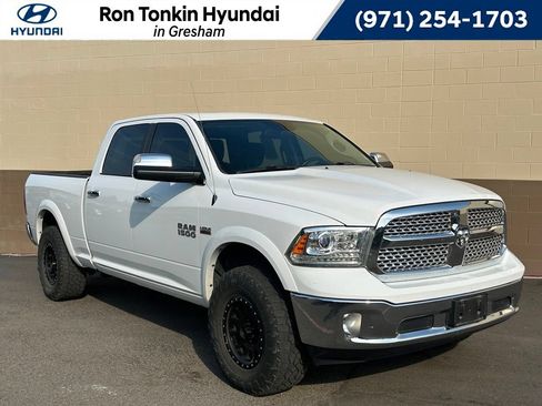 Used 2016 RAM 1500 Laramie AWD/4WD image 1