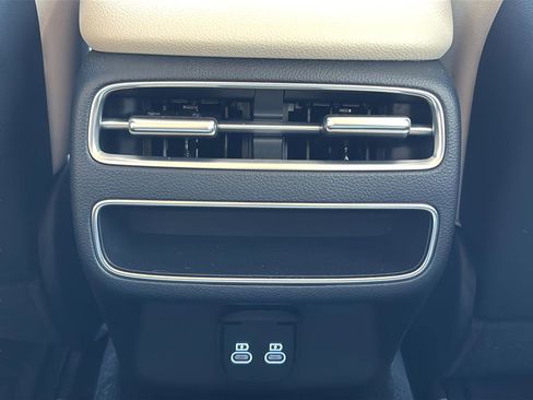 Used 2026 Genesis GV70 2.5T image 40