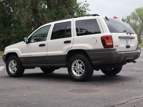 Used 2002 Jeep Grand Cherokee Laredo AWD/4WD image 7