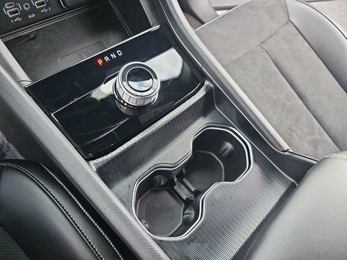 Certified 2024 Jeep Grand Cherokee Altitude image 24