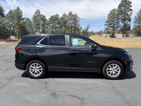 Used 2024 Chevrolet Equinox LT AWD/4WD image 7