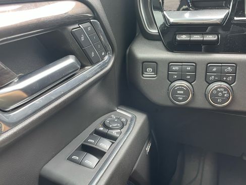 Used 2024 Chevrolet Silverado 1500 LTZ w/ LTZ Premium Package AWD/4WD image 15